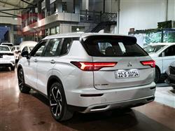 میتسوبیشی ئاوتلاندەر